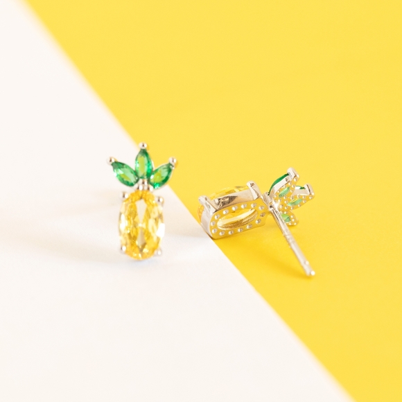 Sweet Pineapple Studs (S925) - Only 2 left! - Picture 8 of 11